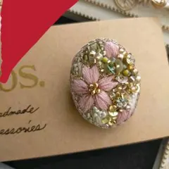 桜  手刺繍ブローチ  ビジュー  ビーズ  スパンコール  フラワーデザイン
