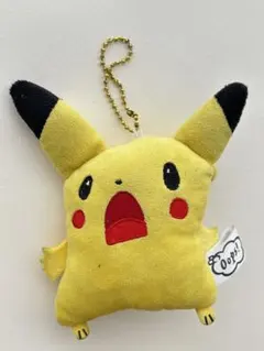 ピカチュウ Oops クッション ぬいぐるみ　ポケモンセンター Amazon.co.jp: ポケモンセンターオリジナル ダイカットクッション