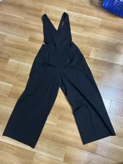 BEAMS HEARTブラック サロペット S