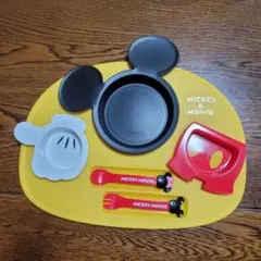 ミッキー＆ミニーお子さまランチプレートセット。