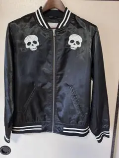 スカル柄スタッズ付きベスト JURY BLACK - メルカリ