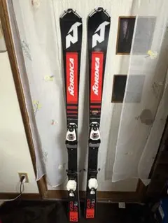 【札幌周辺　直接手渡し】レーシングスキー板　ＳＬ VOLKL フォルクル スキー板 メンズ レディース＜2026＞RACETIGER SL +