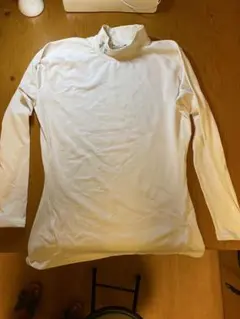 Under Armour ColdGear ホワイト 長袖裏起毛　アンダーシャツ