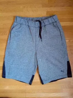 Puma ハーフパンツ グレー・黒　164サイズ