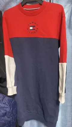 TOMMY HILFIGER カラー ブロック トレーナー 152