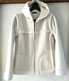 J.E.BALANCE 白・ボアジャケット