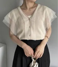 capricieux le'mage チュールフリルVネックニットのサムネイル