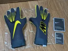 【本人使用/サイン入り】西川周作　キーパーグローブ　NIKE 本人使用/サイン入り】西川周作 キーパーグローブ NIKE - メルカリ