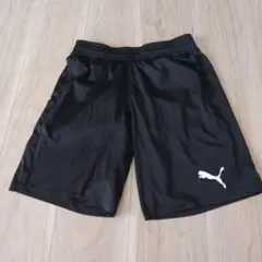 PUMA ブラック ハーフパンツ 160