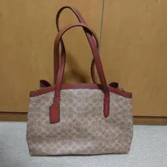 美品 COACH コーチ ショルダートートバッグ　シグネチャー