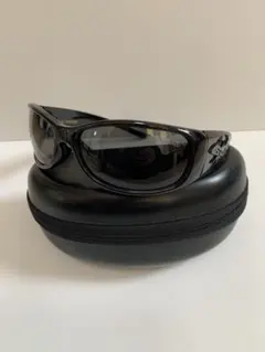 ブラックフライ　FLY THE REDEYE