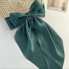 美品 グリーン 緑 推し活 リボンバレッタ 大きめ ヘアアクセ 髪飾 韓国風