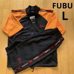 FUBU セットアップ FUBU(フブ)から、上下セットアップで着用できるベロアトラック