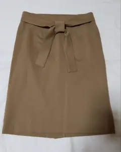 ベージュ ウエストリボン タイトスカート 外せるリボン