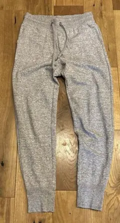 ユニクロ　グレー スウェットパンツ S
