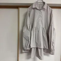 ELENCARE DUE ストライプ ペプラム 長袖シャツのサムネイル