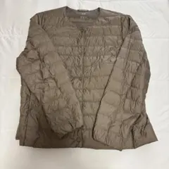 ユニクロ　ウルトラライトダウンジャケット　ブラウン