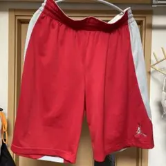 NIKE jordan バスケットショーツ　喫煙なし
