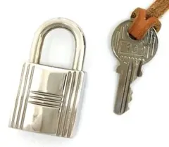 エルメス カデナ＆キー クロシェット No.101 中古品 (68046) エルメス カデナ＆キー クロシェット No.101 中古品 (68046) - メルカリ