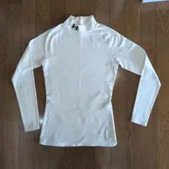 美品★アンダーアーマー★インナーシャツ★裏起毛