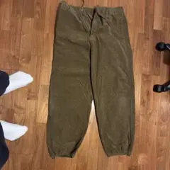 ユニクロ　コーディロイパンツ