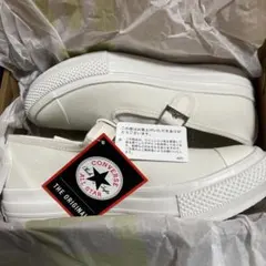 未使用　CONVERSE ALL STAR かわいいデザイン　ホワイト　軽い