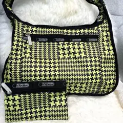 LESPORTSAC レスポートサック ワンショルダー ポーチ 小物入れ 幾何学のサムネイル