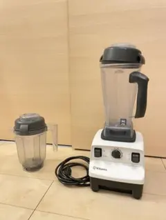 Vitamix バイタミックス ブレンダー VMO111 - メルカリ