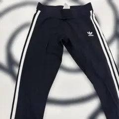 adidas ブラック ストライプ レギンス