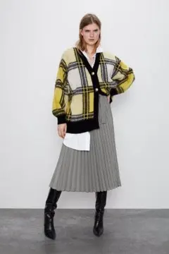 新品 ZARA ハウンドトゥース柄プリーツスカート