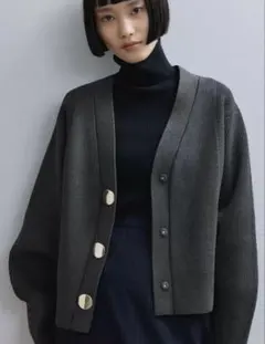 ADAM ET ROPE' FEMME セレクトネックウェーブボタンカーディガン