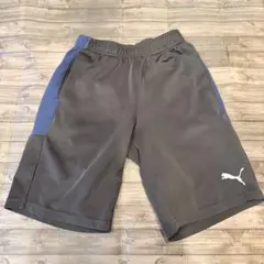 Puma 黒×紺ハーフパンツ サイズ150 美品