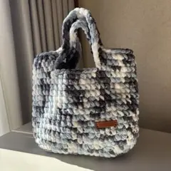 グラデーションハンドバッグ（青、白、灰色）