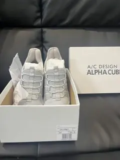 新品　ALPHA CUBIC すぽんと履ける超軽量スニーカー
