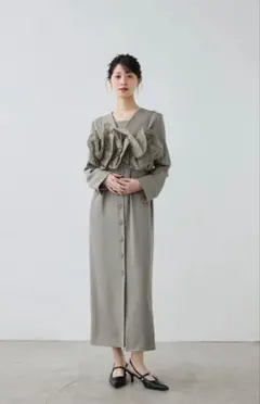 niana ラッフルオーガンザドレス