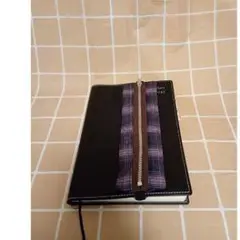 ジッパー付き布製ブックカバー