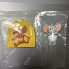 トムとジェリー　ジェリーとタフィーがいるお家フィギュア　ガチャ