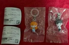 エヴァンゲリオン　めじるしアクセサリー　シンジ+アスカ　2個セット