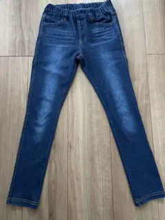 Item thumbnail for item b9bb4e2b-e73c-4cb0-934f-9eb8ce18e92d