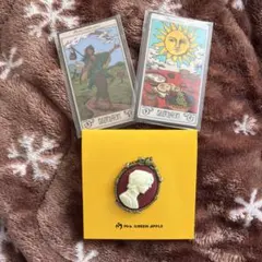 Mrs. GREEN APPLEバベルの塔 ランダム　カメオピンズ タロット２種
