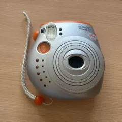 新品未使用FUJIFILM instax mini 25 インスタントカメラ本体