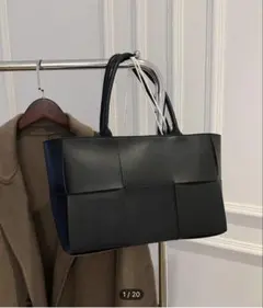 Item thumbnail for item 26e391e4-74ac-48a9-813c-383d3861a055