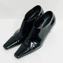 美品　PRADA スクエアトゥ エナメル ブーティ サイドジップアンクルブーツ