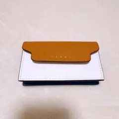 二つ折りカードケース