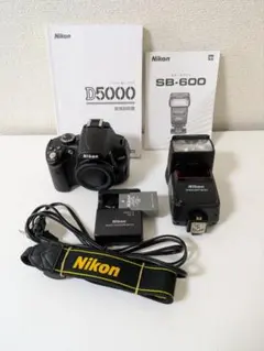 ❤即購入1000円OFF❤美品❤ニコン Nikon D5000 箱付きフルセット ❤即購入1000円OFF❤美品❤ニコン Nikon D5000 箱付きフルセット