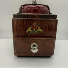 Item thumbnail for item 2a79e276-b67b-4da5-aede-fd5694321942