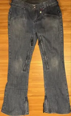 Item thumbnail for item a3edb3c4-0963-4131-b1d0-b41270028d61