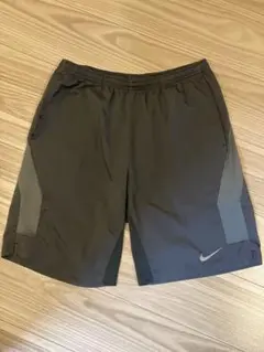 NIKE ドライフィット　ハーフパンツ