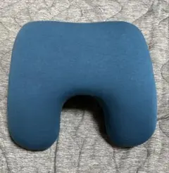 机で寝る枕　YOOVV