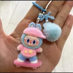 ラブブ らぶぶ Labubu キーホルダー 大人気　ストラップ